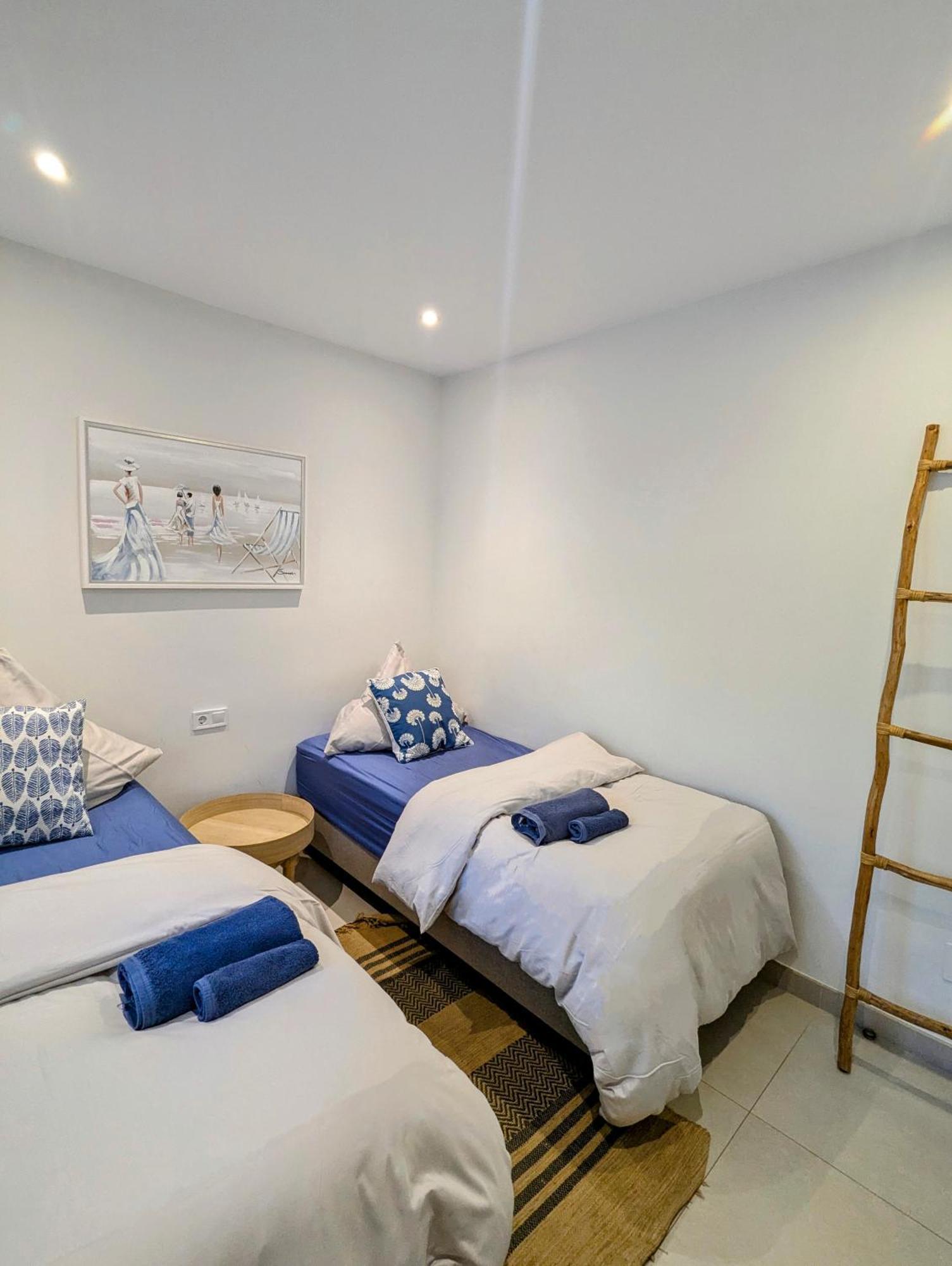 לה קאלה דה מיחאס Rise & Shine Beachfront La Cala מראה חיצוני תמונה