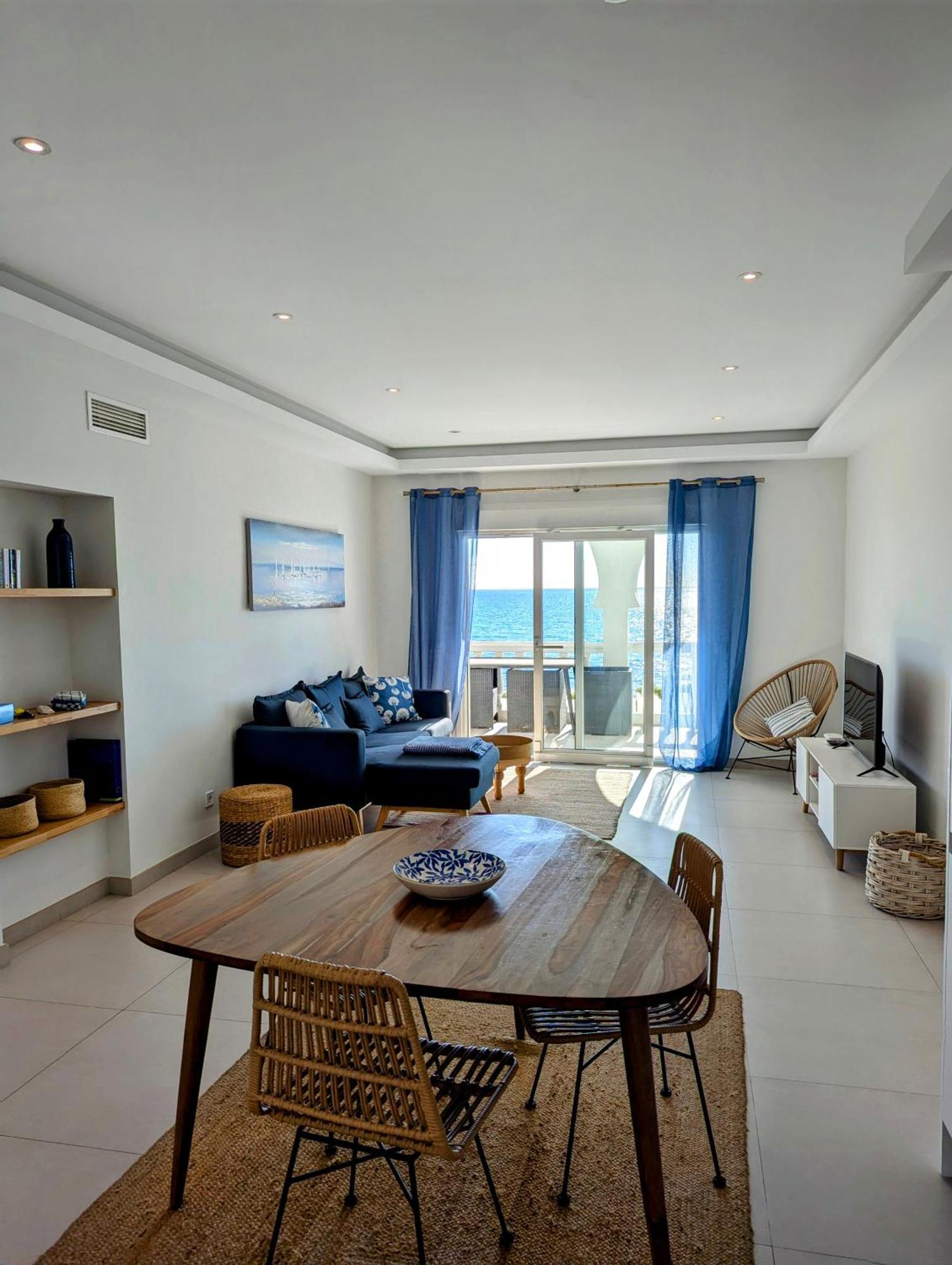 לה קאלה דה מיחאס Rise & Shine Beachfront La Cala מראה חיצוני תמונה